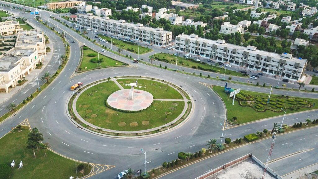 Commercial Plot for sale in Bahria Town Lahore