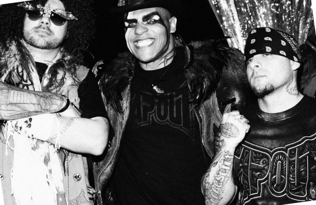 Rise Tapout Gear in USA  Training Centers and Martial Arts in USA