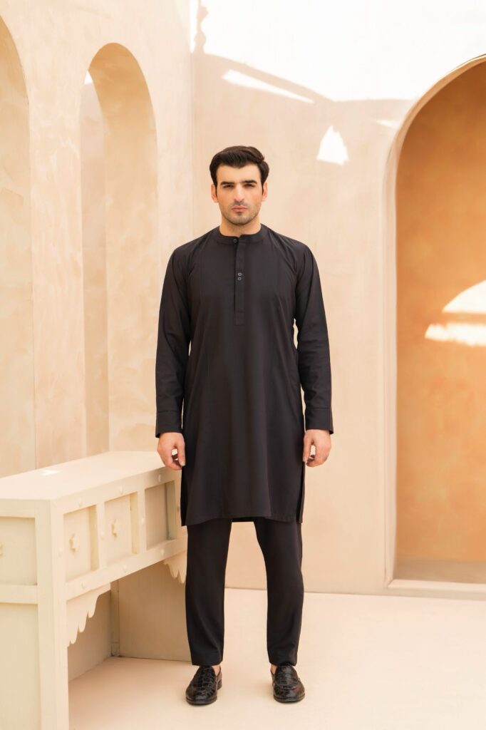 Top Pakistani Men’s Clothing Trends 2025 by Zarlay