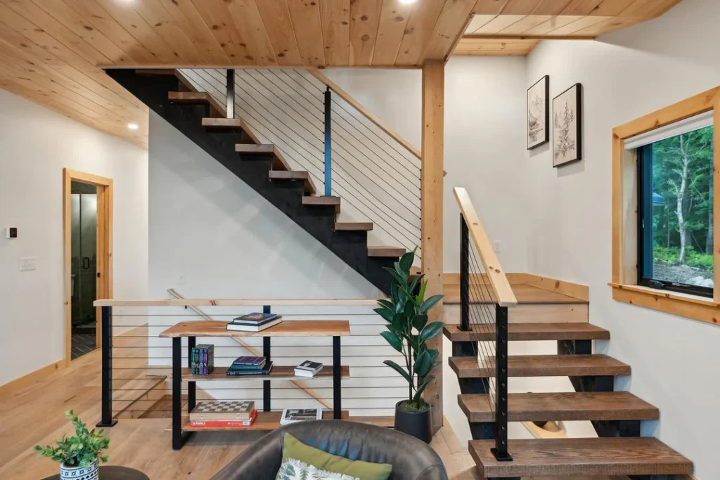 How to Choose Ceiling Corner Crown Molding for a Stunning Home